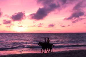 Have A Romantic Fijian Christmas On The Beach